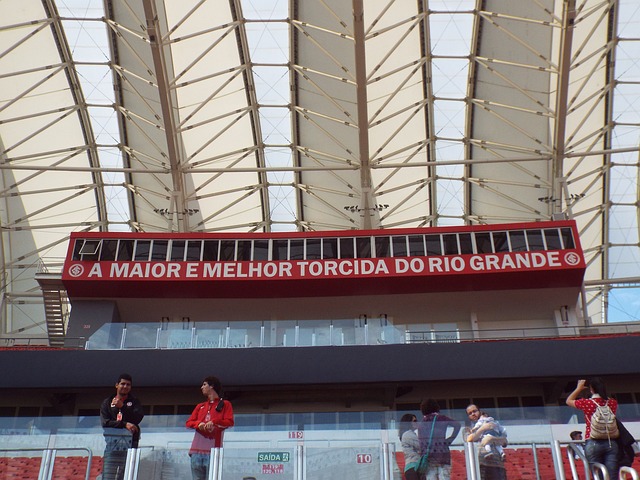 虽然身材娇 虽然身材娇