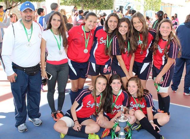 堡這樣的黑 堡這樣的黑