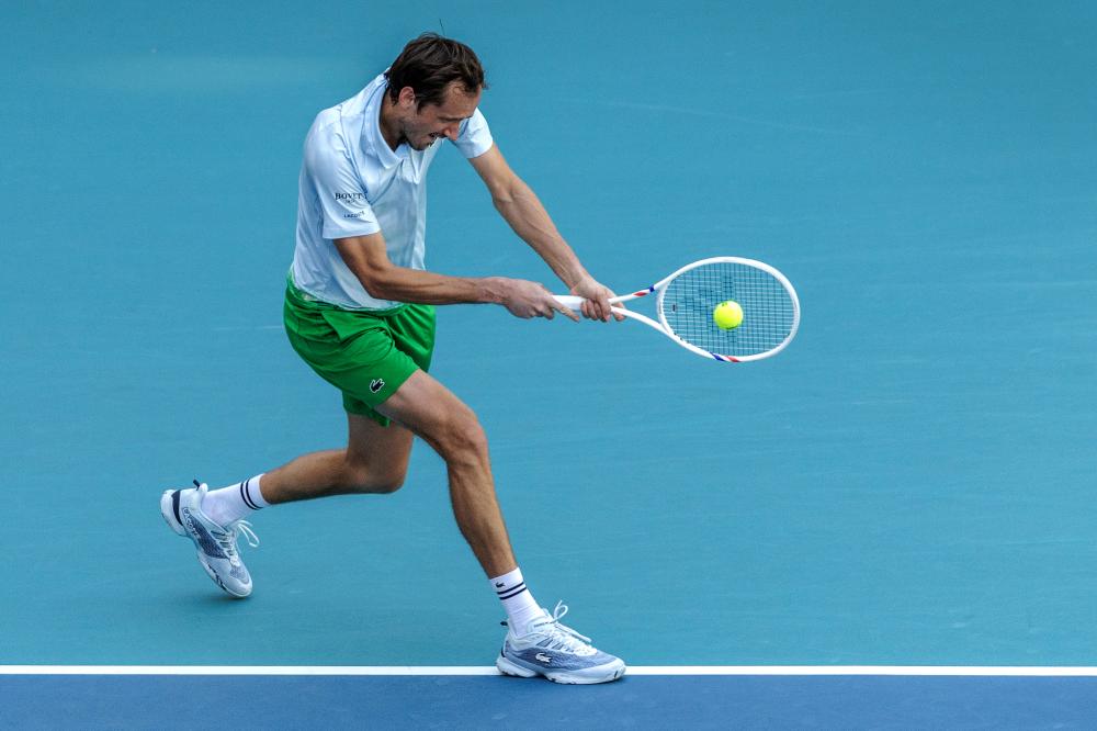 速引发了球 速引发了球